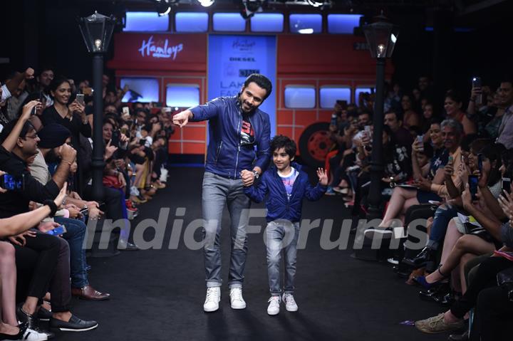 Day 5 - Emraan Hashmi walks with his son Ayaan at Lakme Fashion Week '16