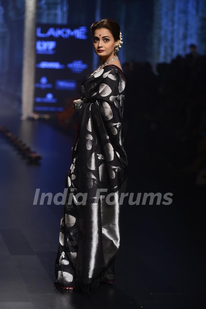 Day 5 - Dia Mirza walks the ramp at Lakme Fashion Show 2016