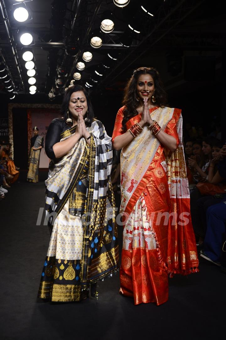 Day 5 - Bipasha Basu walks the ramp at Lakme Fashion Show 2016