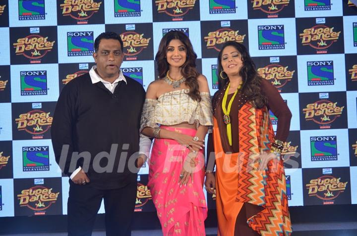 Geeta Kapur, Shilpa Shetty and Anurag Basu at Launch of Sony TV's 'Super Dancer Show'
