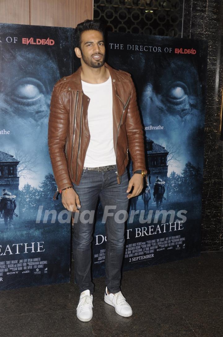 Upen Patel at Premiere of film 'Don't Breathe'