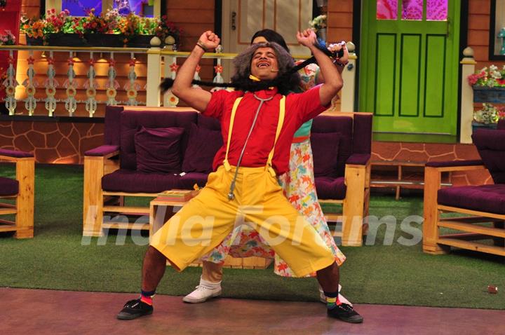 Sunil Grover and Ali Asgar at Promotion of 'Super Dancer' on sets of The Kapil Sharma Show