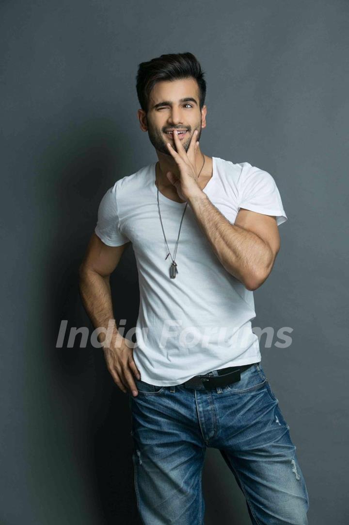 Karan Tacker