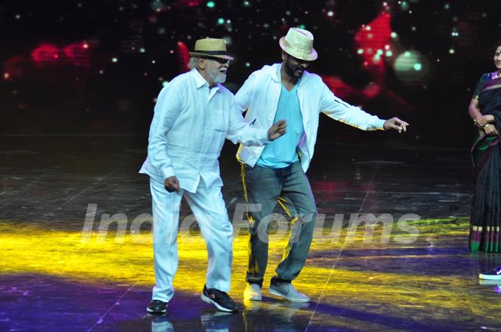Prabhu Dheva dances with Mugur Sundar at Promotion of film 'Tutak Tutak Titiya' on Dance Plus 2