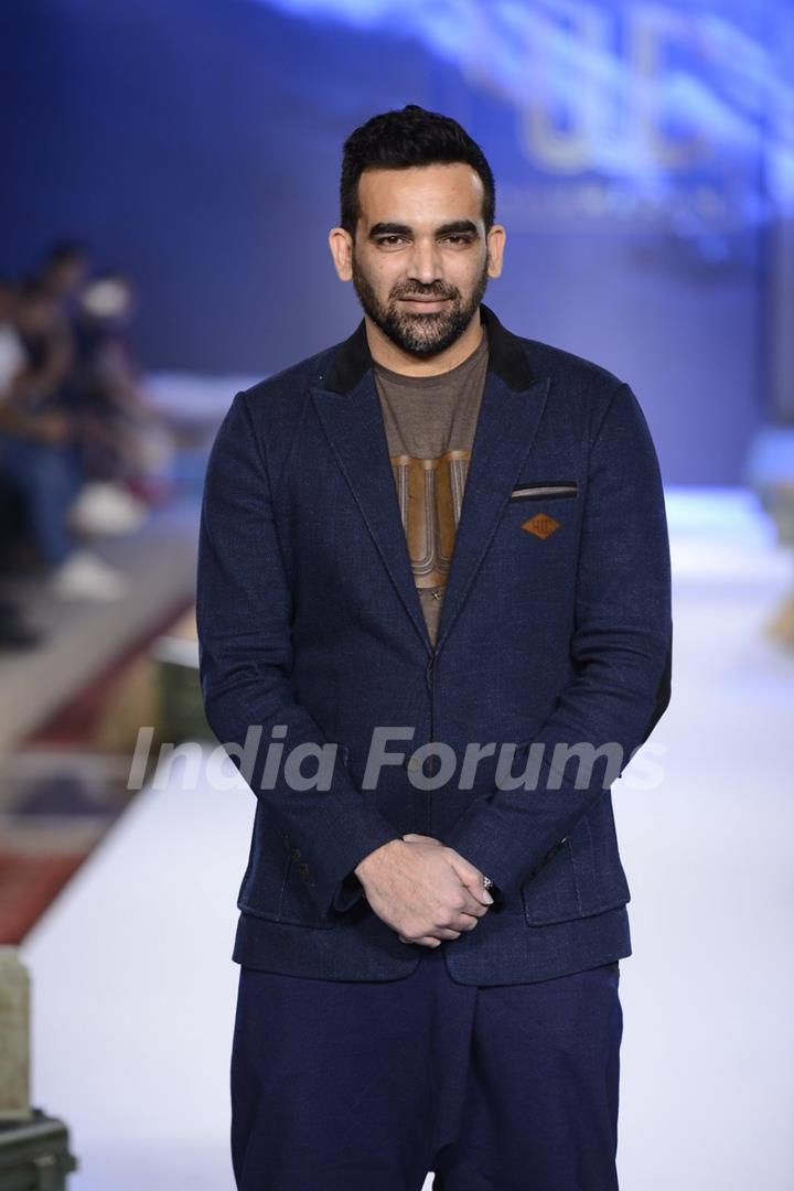 Zaheer Khan at Launch of new Clothing line 'YouWeCan'