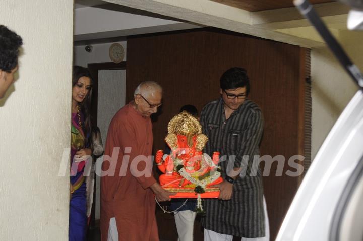 Goldie Behl and Sonali Bendre's Ganpati Visarjan