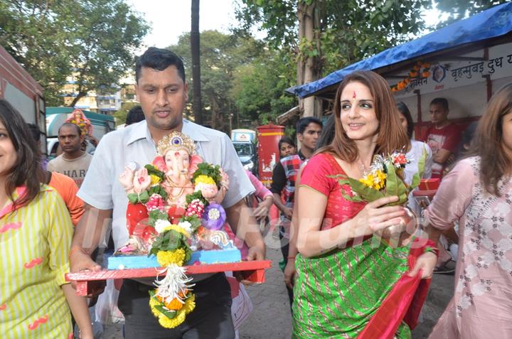 Ganesh Visarjan 2016: Suzanne Khan