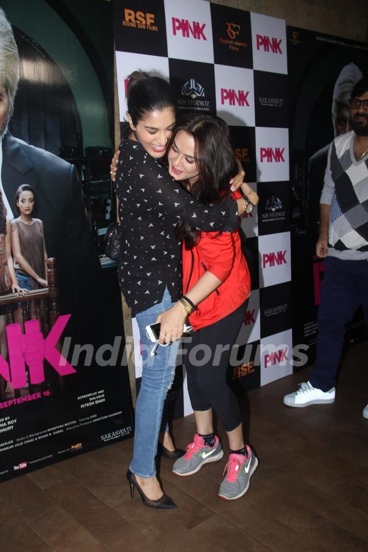 Sophie Choudry hugs Preity Zinta at Special screening of Film 'Pink' at Light Box
