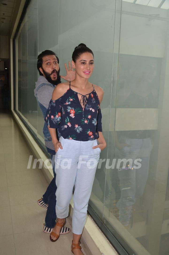 Riteish Deshmukh and Nargis Fakhri at Promotion of 'Banjo' at Big FM Studio