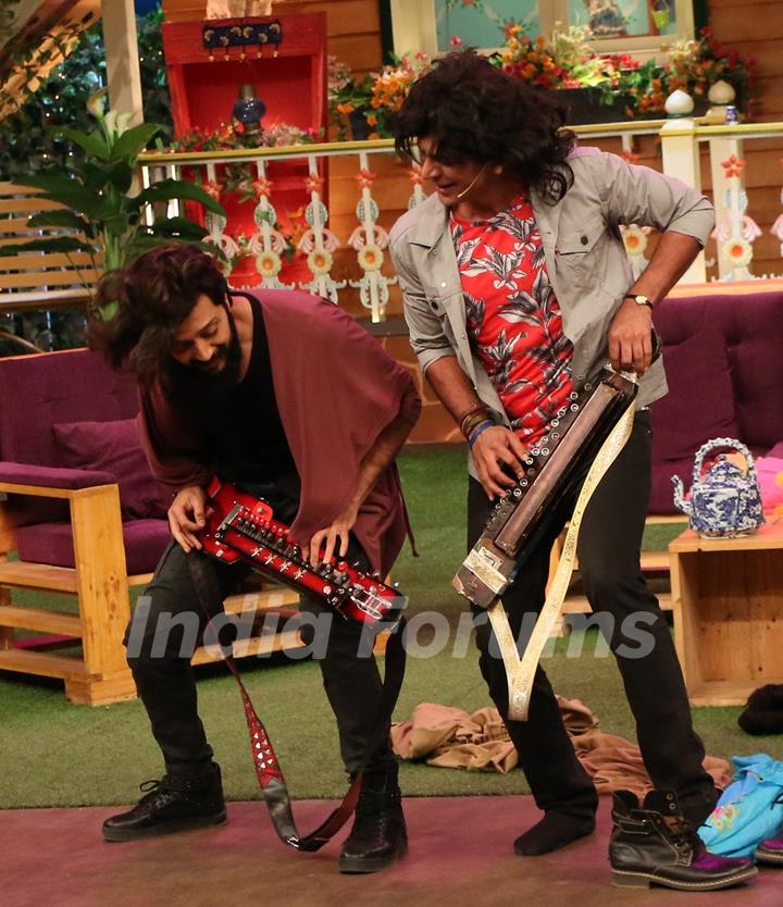 Riteish Deshmukh and Sunil Grover at Promotion of 'Banjo' on Sets of The Kapil Sharma Show