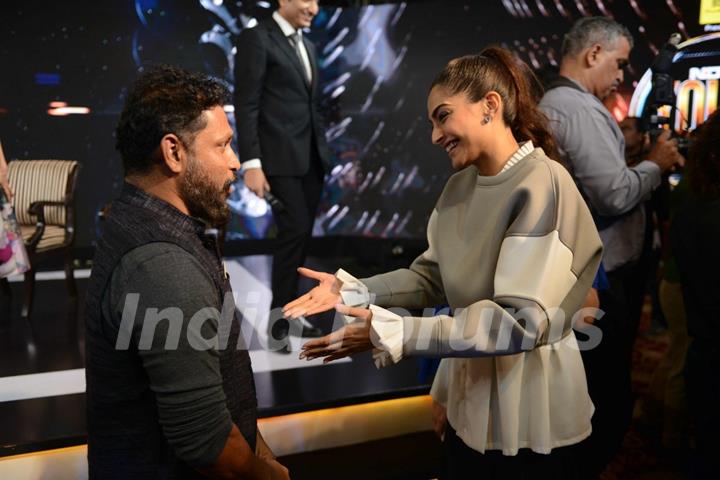 Sonam Kapoor and Shoojit Sircar at Ndtv Program 'Youth for Change'