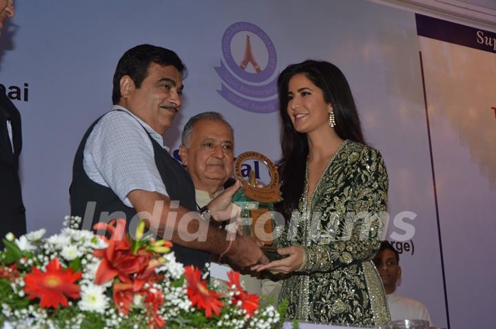 Katrina Kaif at Priyadarshni Award