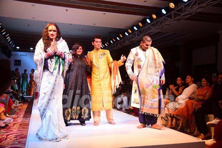 Vivek Mishra walks for Bhubaneswar Style Week -2016