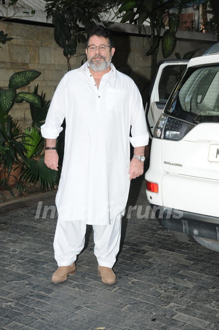 Kapoor Family's Christmas Lunch!