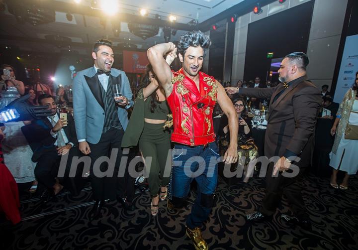 Sushant Singh Rajput at Masala! Awards 2016