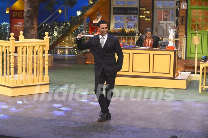 Akshay Kumar Promotes Jolly LLB 2 on 'The Kapil Sharma Show'