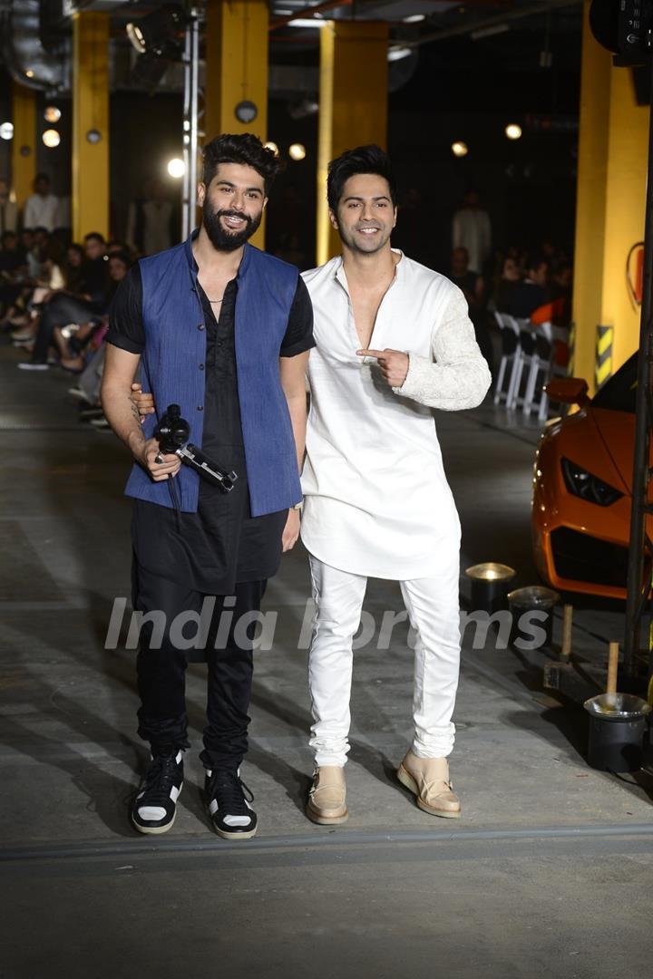 Varun Dhawan walks for Kunal Rawal at Lakme Fashion Week 2017 Day 1