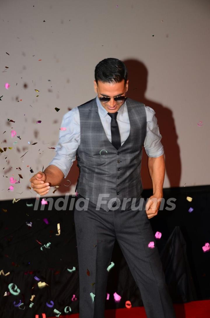 Live Feed: Akshay Kumar at Machine Press Meet