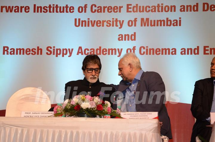 Amitabh Bachchan Launches 'Film & Entertainment' Courses