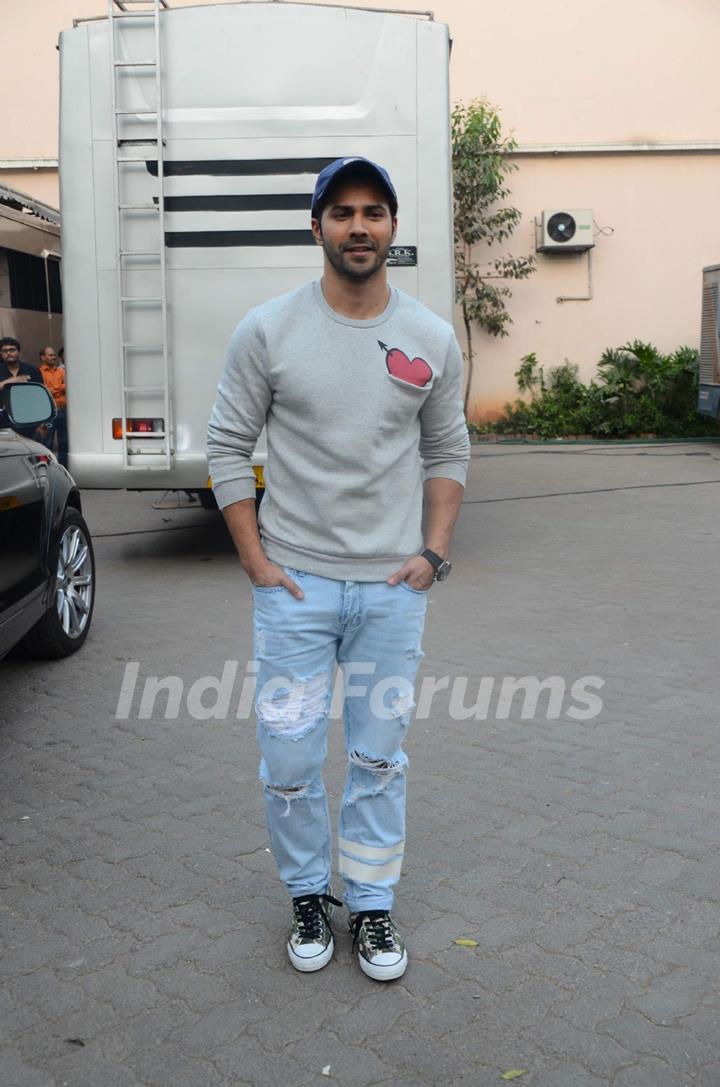 Alia Bhatt & Varun Dhawan Snapped at Mehboob Studio