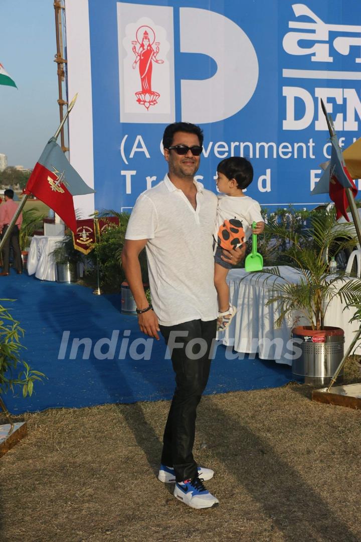 Abhishek Kapoor Snapped with son at 'Polo Match'