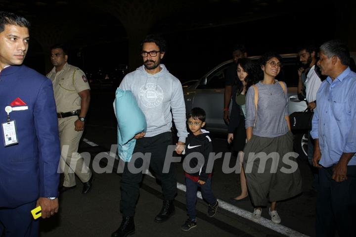 Aamir Khan and family snapped at Airport