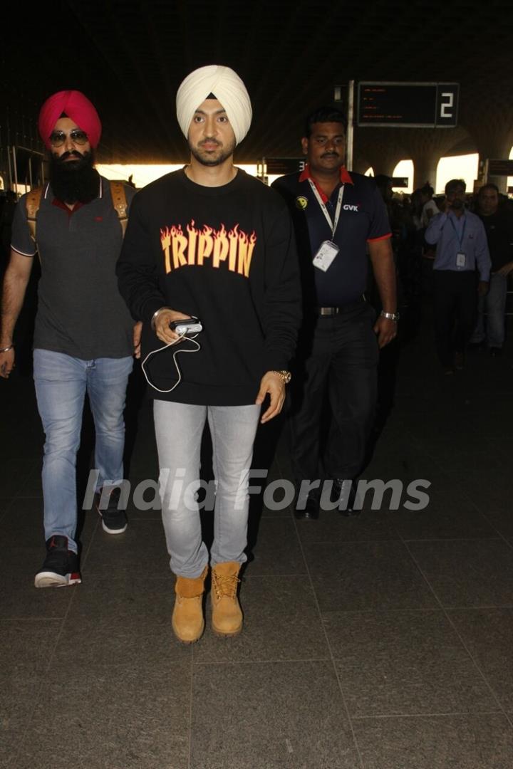 #AirportDiaries: Celebs Snapped at Airport!