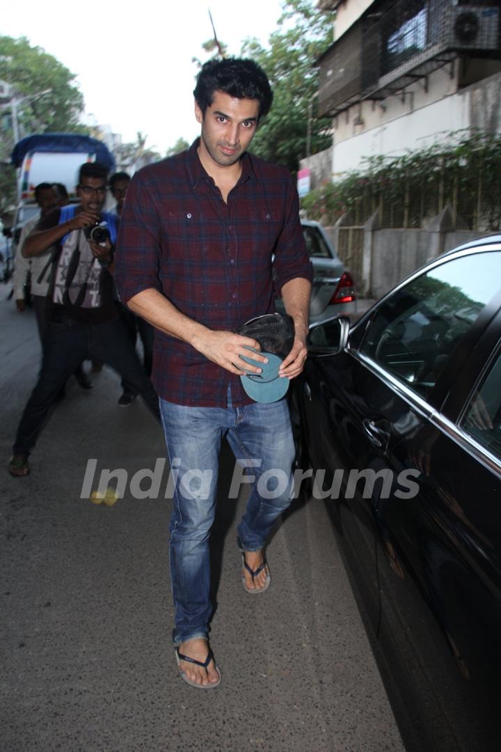 Aditya Roy Kapur & Alia Bhatt Snapped