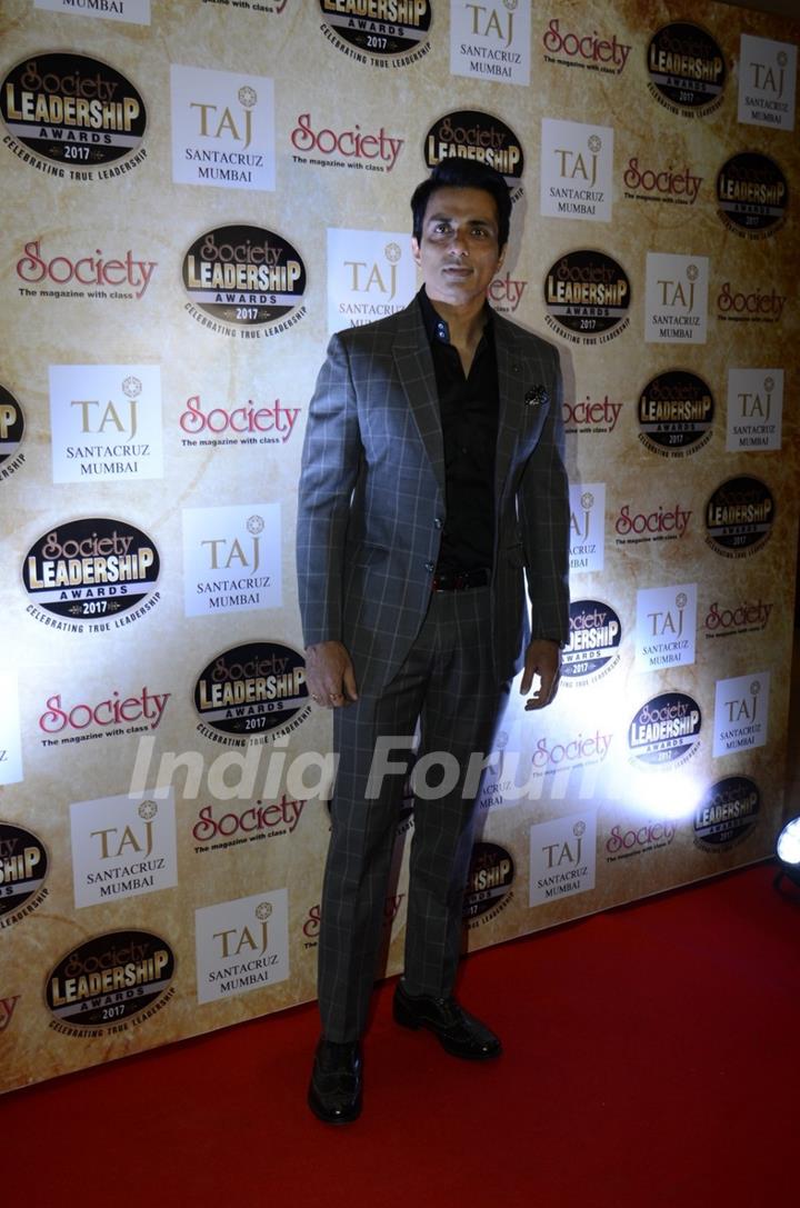 Sonu Sood at 'Society Awards 2017'