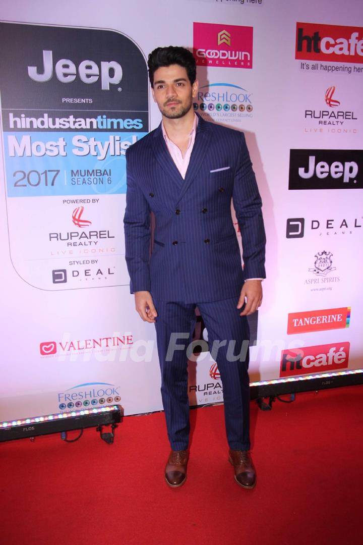 B-town celebs attend 'HT STYLE AWARDS 2017'