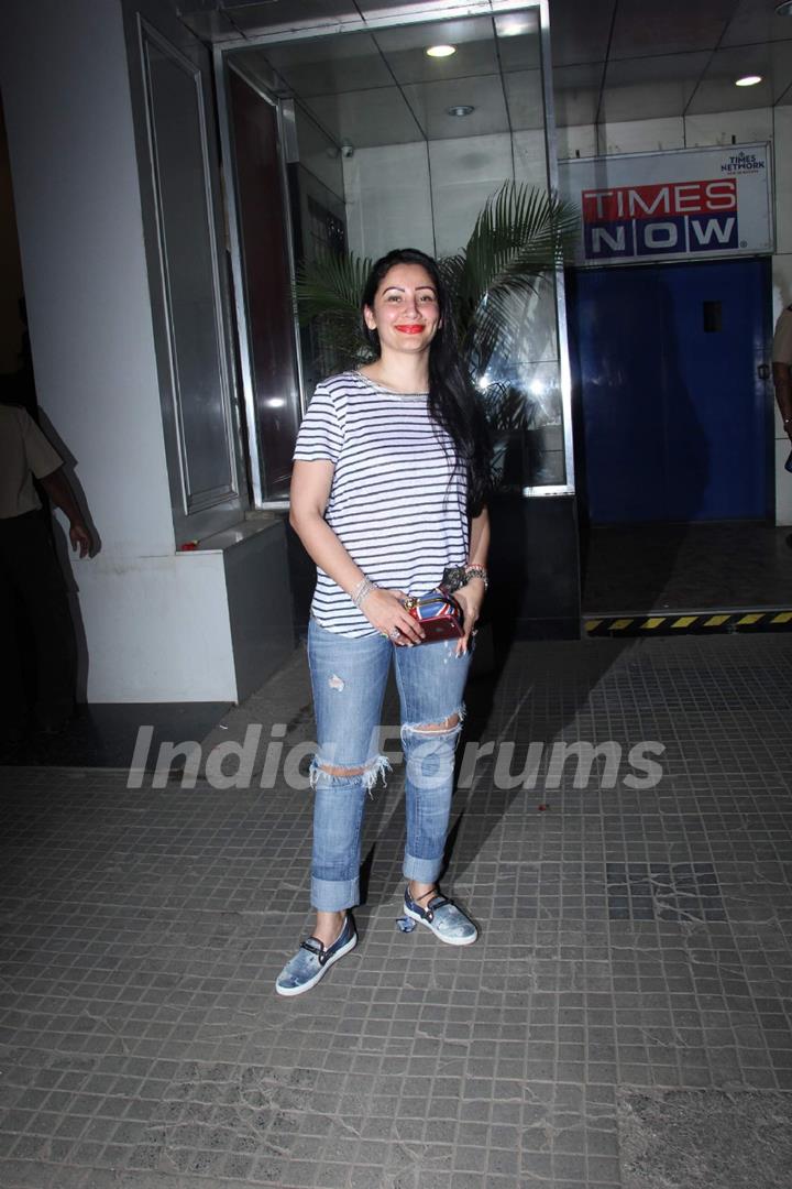 Bollywood Celebs Snapped in Mumbai