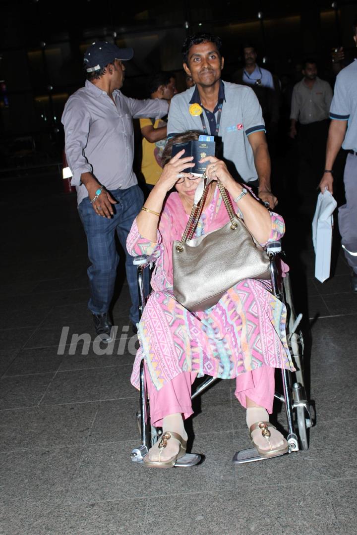 AirportDiaries: Salman Khan and family return from Maldives!