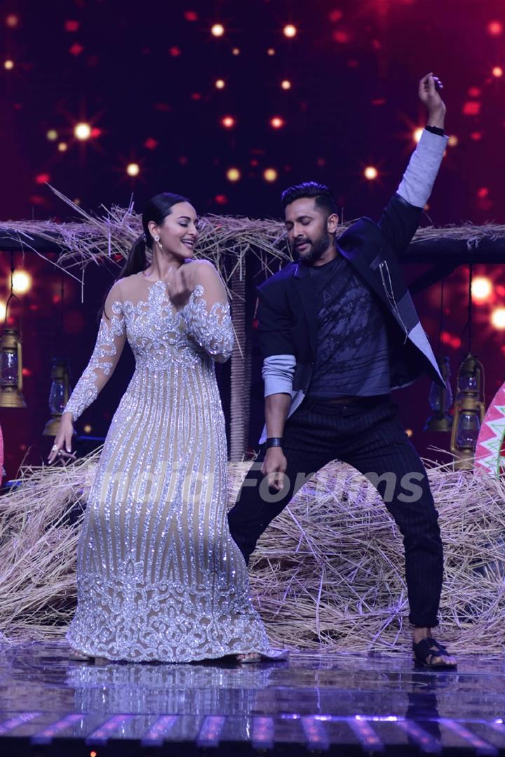 Nach Baliye Season 8 kicks off!