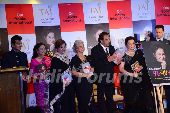 Salman Khan at Khalid Mohamed's book launch on Asha Parikh!