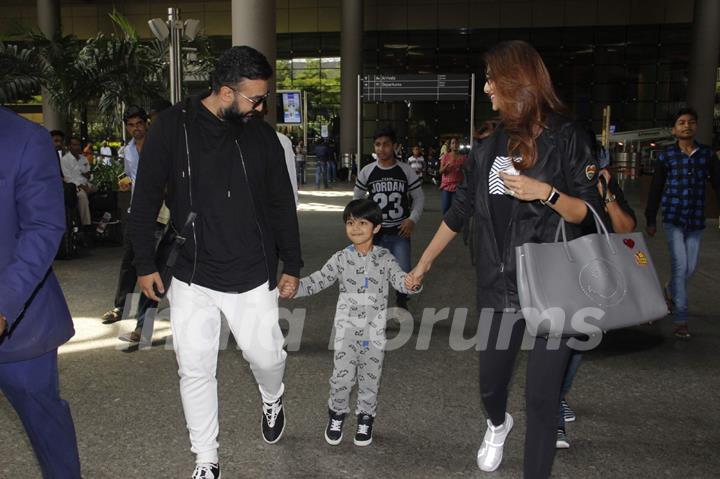 Raj Kundra and Shilpa Shetty with their son snapped at the airport