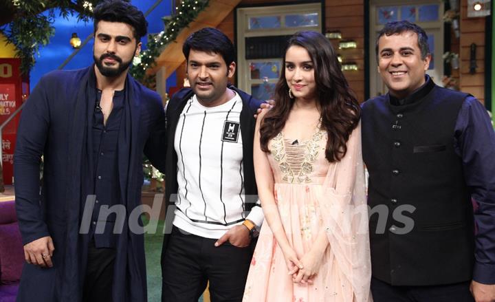 Arjun Kapoor, Shraddha Kapoor and Chetan Bhagat promote'Half Girlfriend' on 'The Kapil Sharma Show'