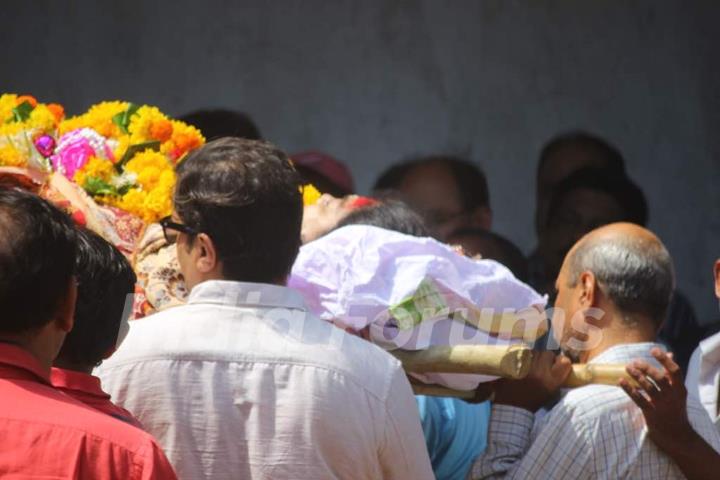 Reema Lagoo Funeral Pictures