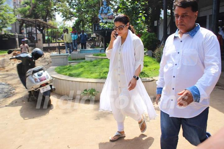 Reema Lagoo Funeral Pictures