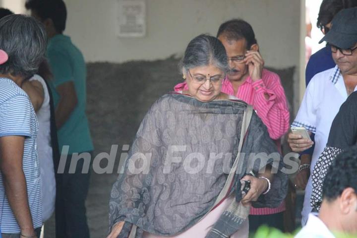 Reema Lagoo Funeral Pictures