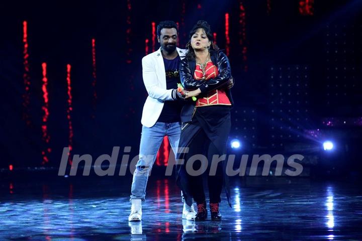 Remo D'souza shakes a leg with Upasana Singh on the sets of Nach Baliye 8