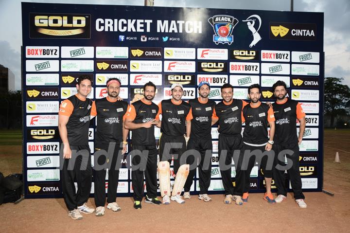 Karan Wahi at Vikaas Kalantri's Gold Charity match!