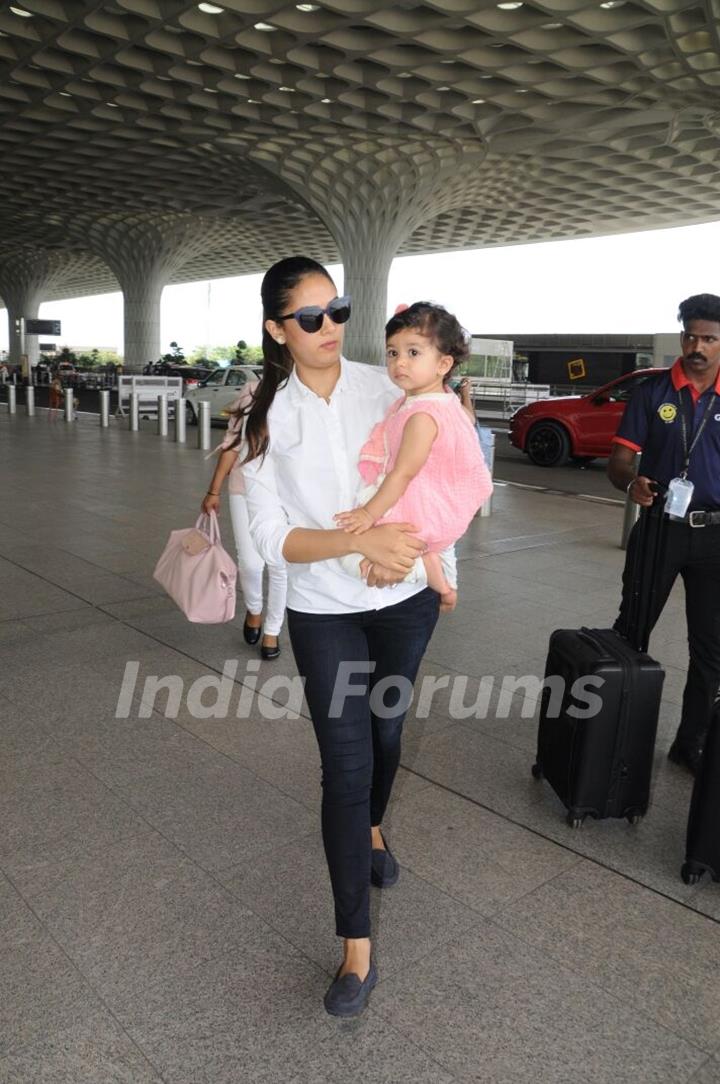 Misha Kapoor is cute as a button