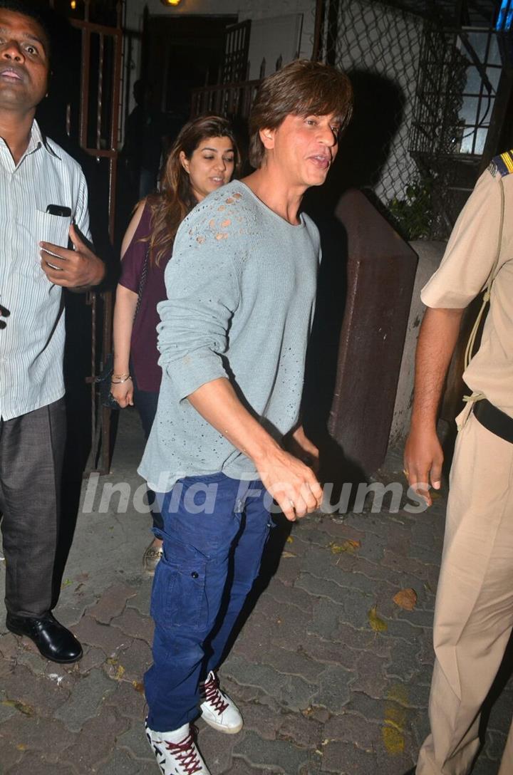 Shah Rukh Khan snapped at a Studio