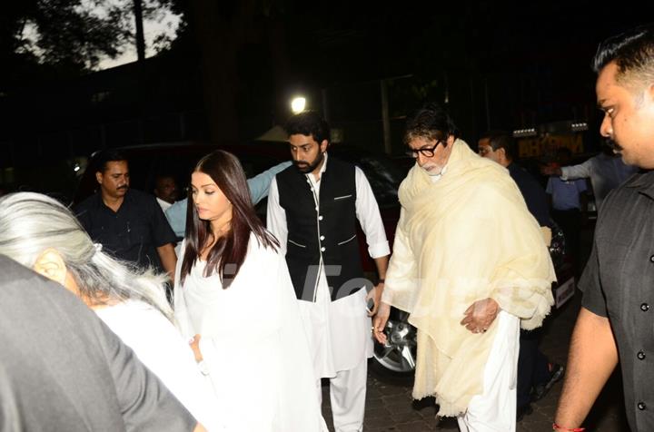 Celebrities at Ram Mukheriji's prayer meet