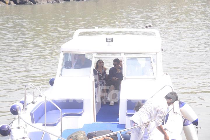 Gauri Khan spotted at Gateway of India