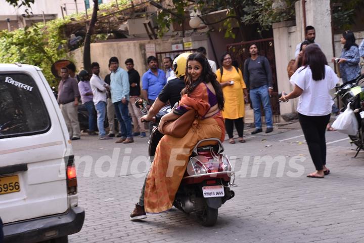 Vidya Balan - Manav Kaul snapped in the city