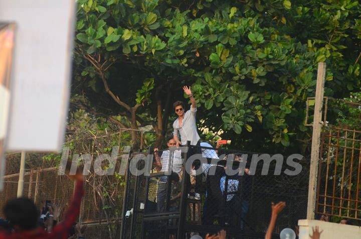 Shah Rukh Khan at Mannat