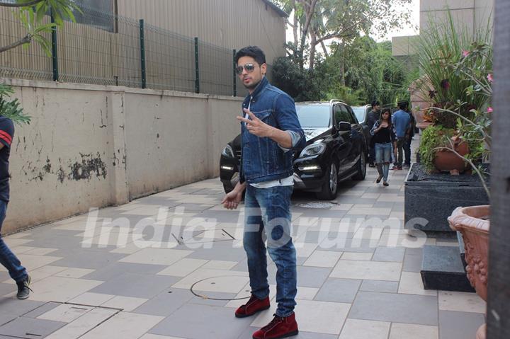 Sidharth Malhotra's casual style