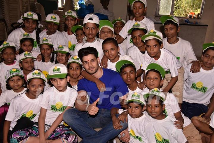 Sooraj spends some time with the kids