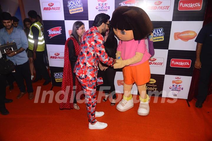 A quirky Ranveer Singh at Kids Choice Awards